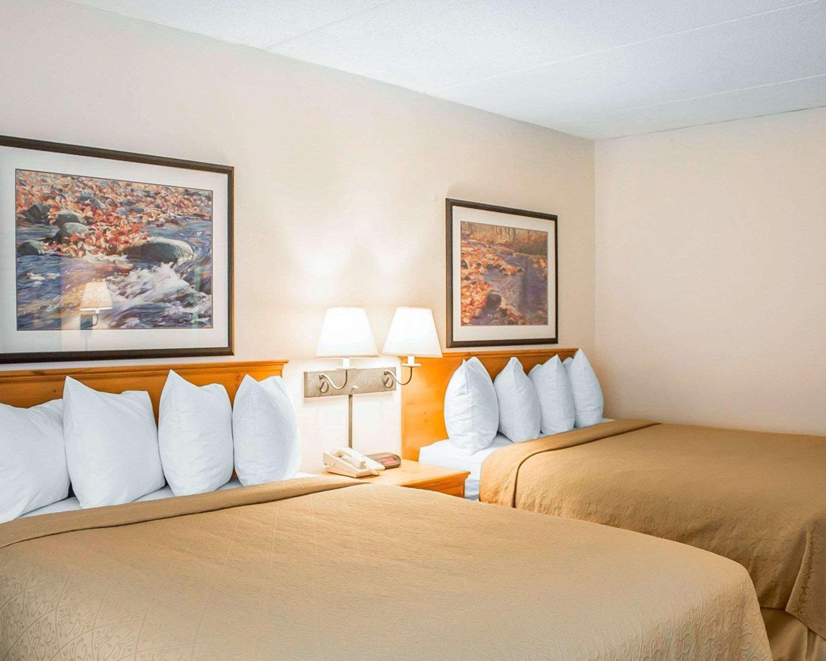 Rhinelander Quality Inn מראה חיצוני תמונה