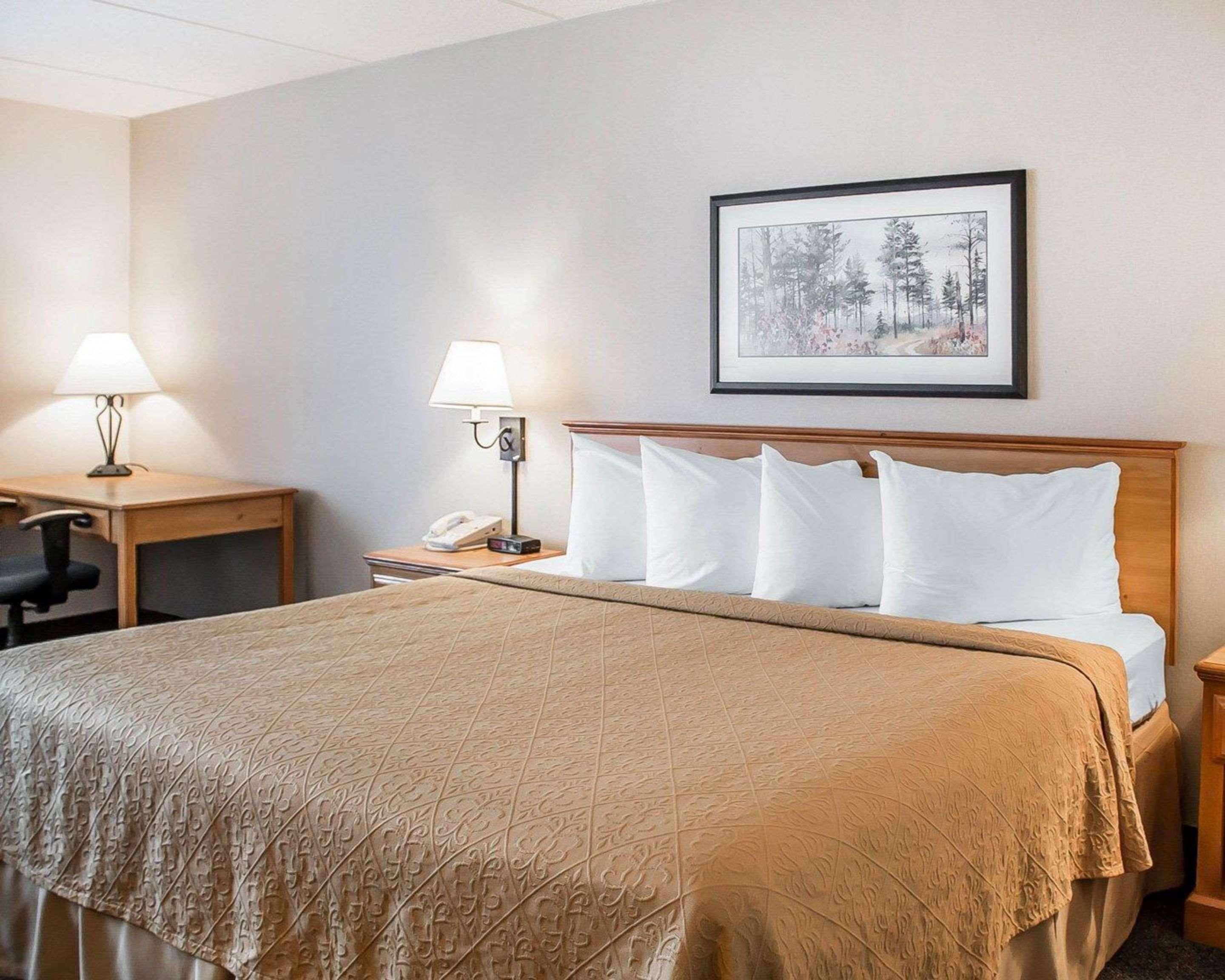 Rhinelander Quality Inn מראה חיצוני תמונה