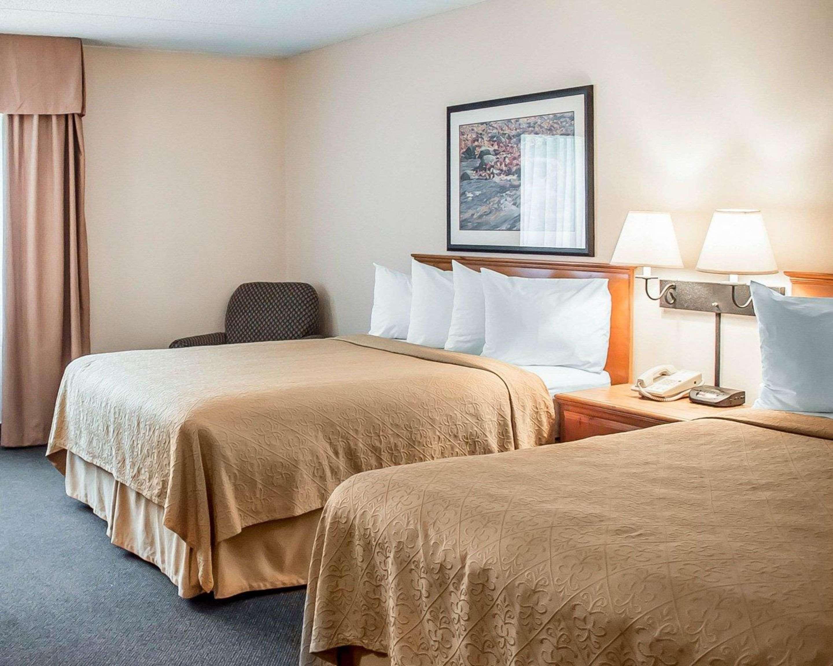 Rhinelander Quality Inn מראה חיצוני תמונה