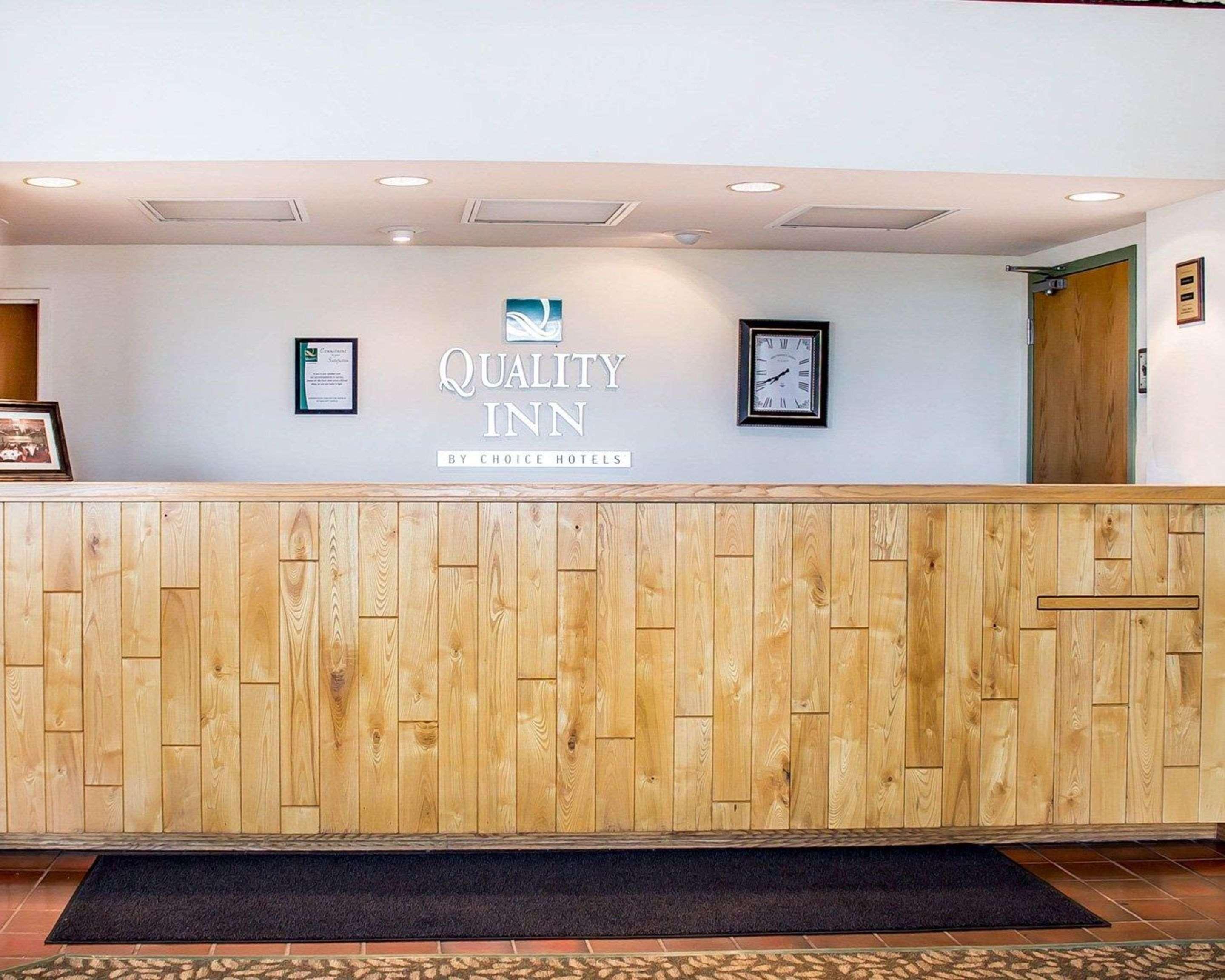 Rhinelander Quality Inn מראה חיצוני תמונה